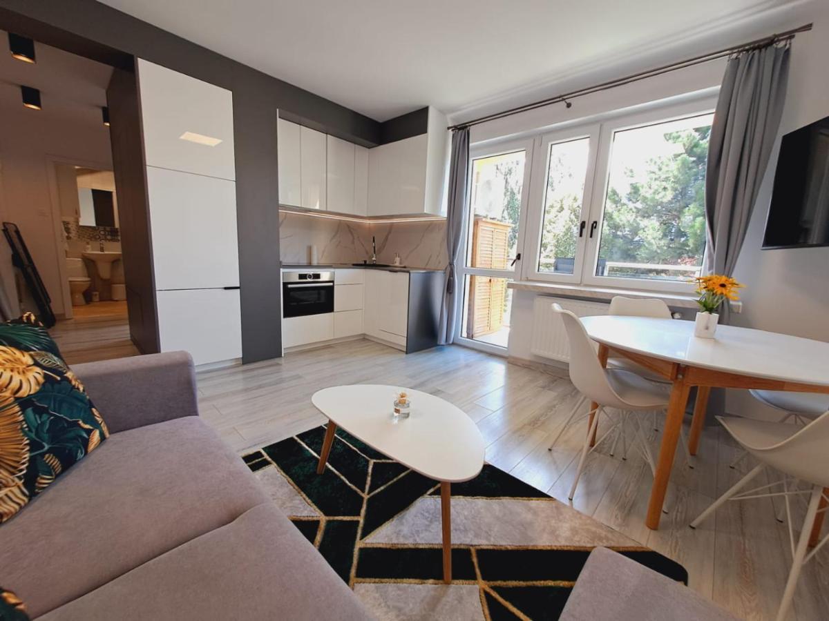 Limanowa Sunriser Apartment Екстериор снимка