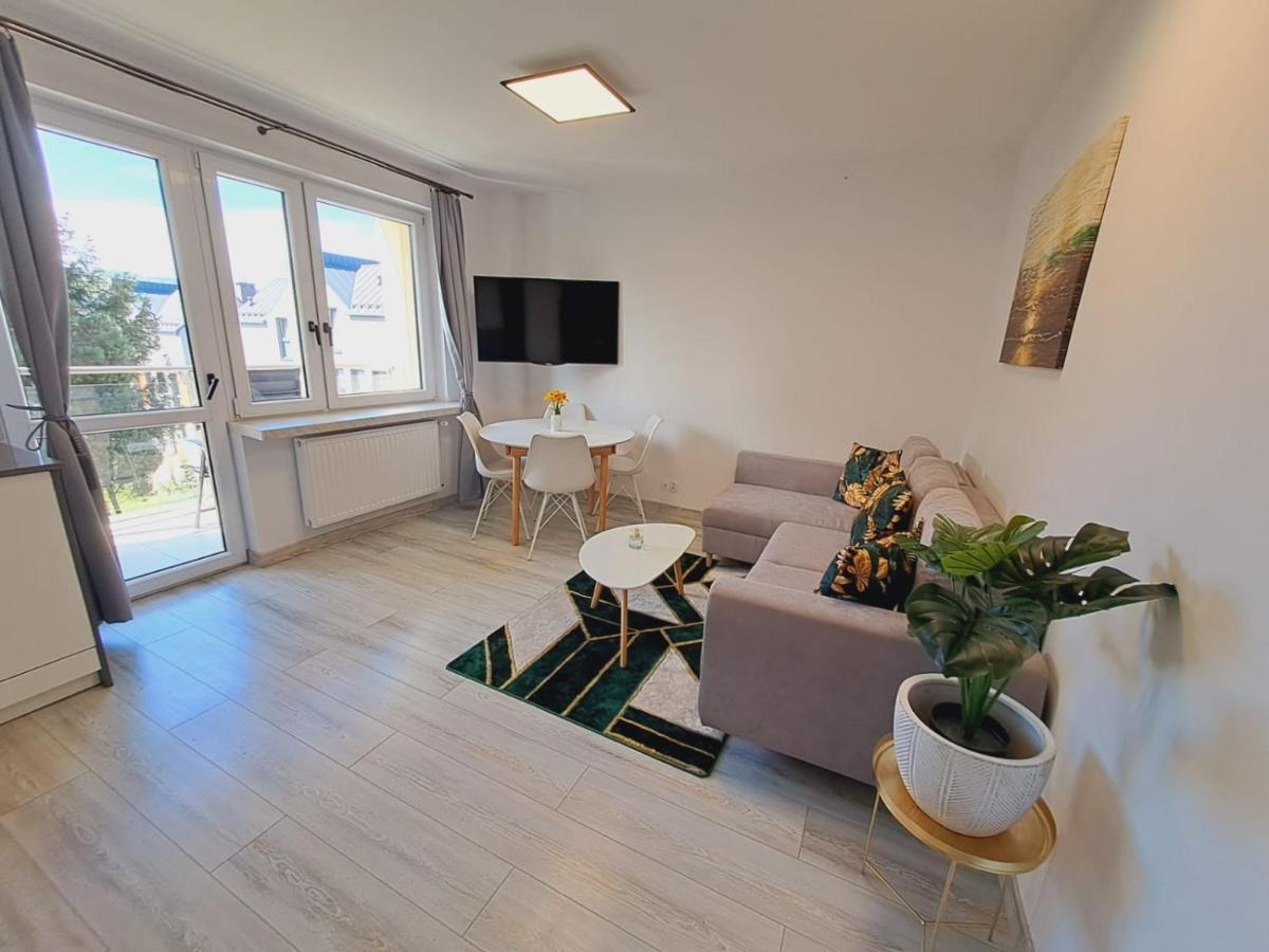Limanowa Sunriser Apartment Екстериор снимка