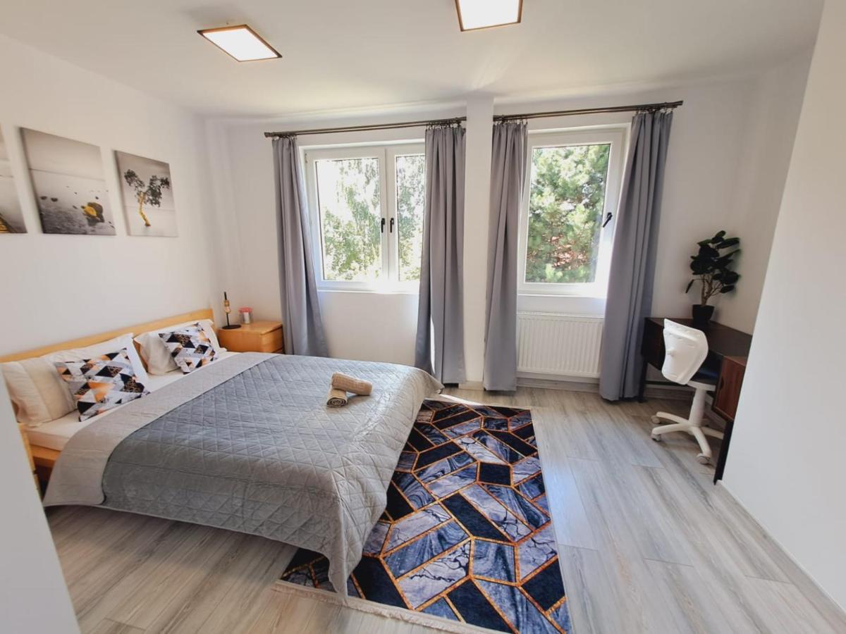 Limanowa Sunriser Apartment Екстериор снимка